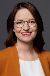 Porträt von Ronja Kemmer