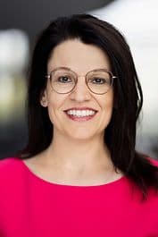 Porträt von Martina Englhardt-Kopf