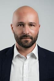 Porträt von Julian Schmidt